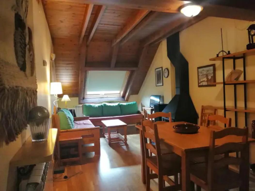 شقة Triplex Erta 8 Abuhardillado Y Con Excelentes Vistas بلا ذي ليرميتا المظهر الخارجي الصورة
